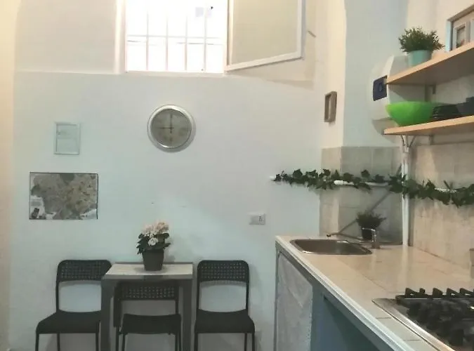 Apartment Via Varese Rom